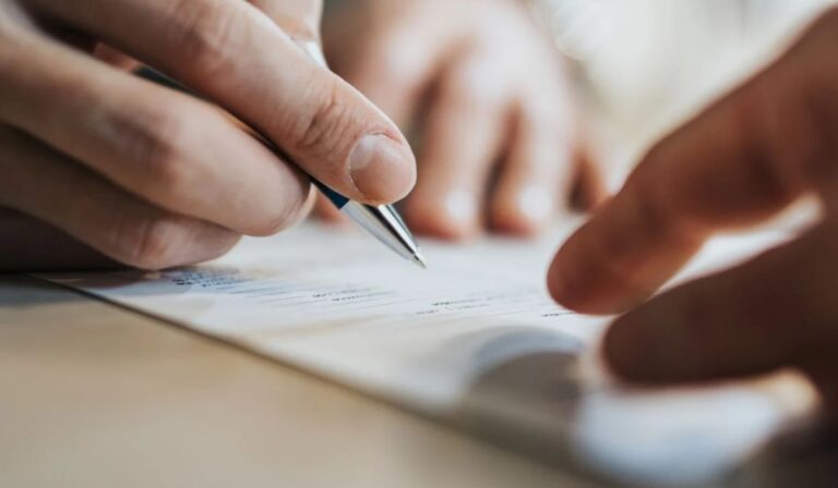 Essential-Legal-Tips-for-Entrepreneurs-Protecting-Your-Business