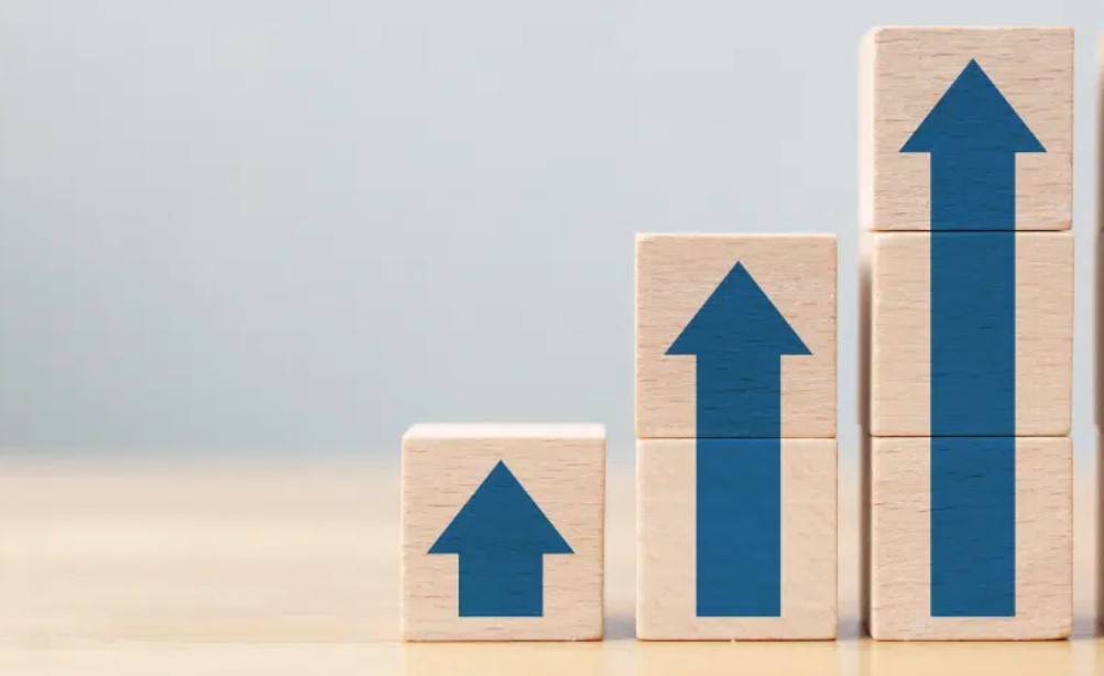 Use-Cases-Solving-Business-Problems-with-Scalable-Tools